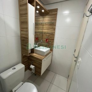 Apto Mobiliado com 62m², 2 dormitórios, 1 vaga, no bairro Marechal Floriano em Caxias do Sul para Alugar