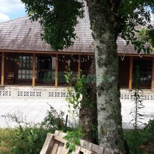 Chácara com 275m², 1 dormitório, 2 vagas, no bairro Criuva em São Marcos para Comprar