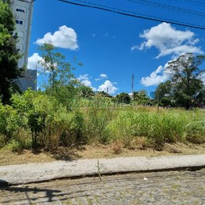 Terreno, no bairro Vila Horn em Caxias do Sul para Comprar