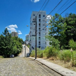 Terreno, no bairro Vila Horn em Caxias do Sul para Comprar