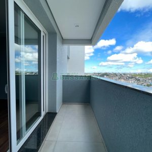 Apartamento com 81m², 2 dormitórios, 2 vagas, no bairro Santa Catarina em Caxias do Sul para Comprar