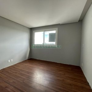 Apartamento com 81m², 2 dormitórios, 2 vagas, no bairro Santa Catarina em Caxias do Sul para Comprar