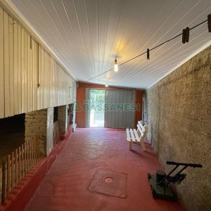 Casa com 95m², 2 dormitórios, 1 vaga, no bairro Rio Branco em Caxias do Sul para Comprar