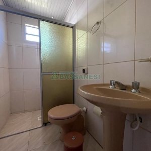 Casa com 130m², 3 dormitórios, 1 vaga, no bairro Rio Branco em Caxias do Sul para Comprar