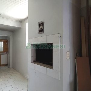 Casa com 141m², 3 dormitórios, 3 vagas, no bairro Sagrada Família em Caxias do Sul para Comprar
