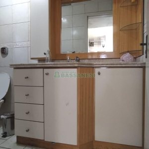 Casa com 141m², 3 dormitórios, 3 vagas, no bairro Sagrada Família em Caxias do Sul para Comprar