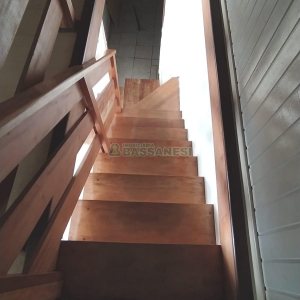 Casa com 141m², 3 dormitórios, 3 vagas, no bairro Sagrada Família em Caxias do Sul para Comprar