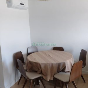 Apartamento com 67m², 3 dormitórios, 2 vagas, no bairro Kayser em Caxias do Sul para Comprar