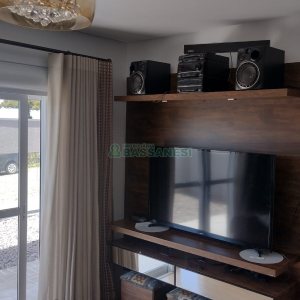 Apartamento com 67m², 3 dormitórios, 2 vagas, no bairro Kayser em Caxias do Sul para Comprar