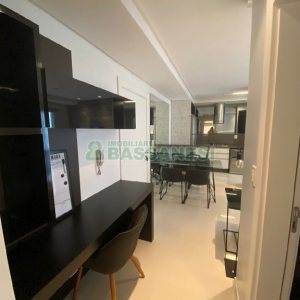 Apartamento com 47m², 1 dormitório, 1 vaga, no bairro Sagrada Família em Caxias do Sul para Comprar