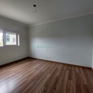 Apartamento com 110m², 2 dormitórios, 1 vaga, no bairro São Leopoldo em Caxias do Sul para Alugar