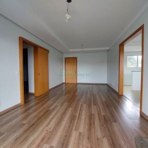Apartamento com 110m², 2 dormitórios, 1 vaga, no bairro São Leopoldo em Caxias do Sul para Alugar