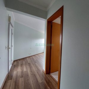 Apartamento com 110m², 2 dormitórios, 1 vaga, no bairro São Leopoldo em Caxias do Sul para Alugar