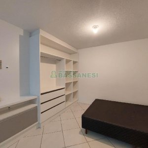 Apartamento com 30m², 1 dormitório, no bairro Presidente Vargas em Caxias do Sul para Alugar