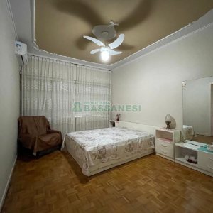 Casa com 180m², 3 dormitórios, no bairro São Pelegrino em Caxias do Sul para Alugar