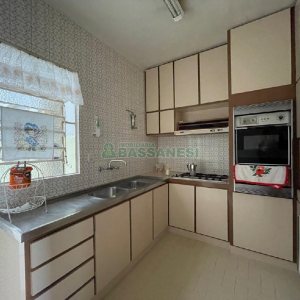 Casa com 180m², 3 dormitórios, no bairro São Pelegrino em Caxias do Sul para Alugar