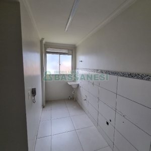 Apartamento com 40m², 2 dormitórios, 1 vaga, no bairro Bela Vista em Caxias do Sul para Comprar