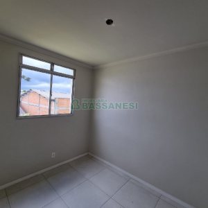 Apartamento com 40m², 2 dormitórios, 1 vaga, no bairro Bela Vista em Caxias do Sul para Comprar