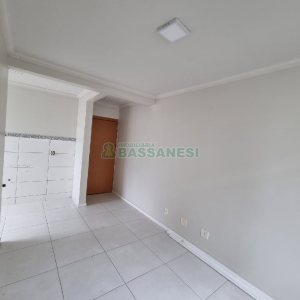 Apartamento com 40m², 2 dormitórios, 1 vaga, no bairro Bela Vista em Caxias do Sul para Comprar