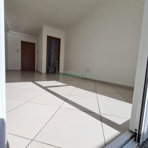 Kitinete com 30m², 1 dormitório, no bairro Centro em Caxias do Sul para Alugar