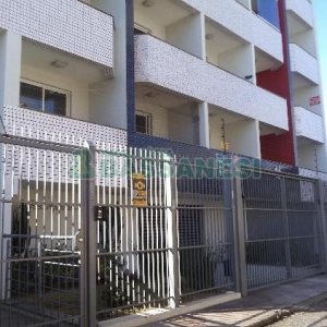 Kitinete com 30m², 1 dormitório, no bairro Centro em Caxias do Sul para Alugar