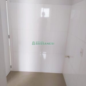 Apartamento com 38m², 1 dormitório, no bairro Centro em Caxias do Sul para Alugar