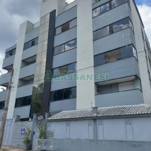 Apartamento com 173m², 3 dormitórios, 3 vagas, no bairro Vinhedos em Caxias do Sul para Comprar