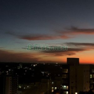 Apartamento com 173m², 3 dormitórios, 3 vagas, no bairro Vinhedos em Caxias do Sul para Comprar