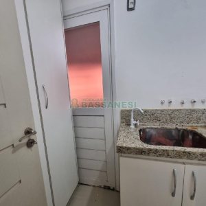 Apartamento com 173m², 3 dormitórios, 3 vagas, no bairro Vinhedos em Caxias do Sul para Comprar