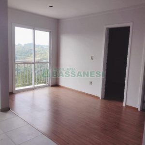 Apartamento com 52m², 2 dormitórios, 1 vaga, no bairro Belo Horizonte em Caxias do Sul para Alugar