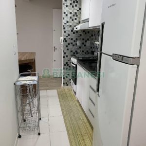 Apto Mobiliado com 56m², 2 dormitórios, 1 vaga, no bairro Cinqüentenário em Caxias do Sul para Alugar