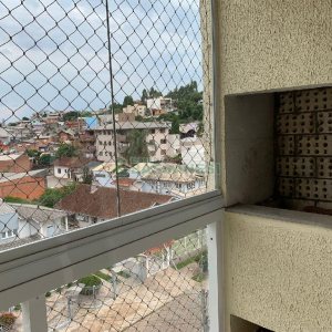 Apto Mobiliado com 56m², 2 dormitórios, 1 vaga, no bairro Cinqüentenário em Caxias do Sul para Alugar