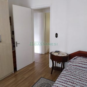 Casa com 125m², 4 dormitórios, 1 vaga, no bairro Salgado Filho em Caxias do Sul para Comprar