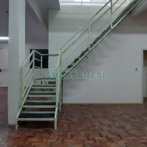 Loja com 514m², no bairro Lourdes em Caxias do Sul para Alugar