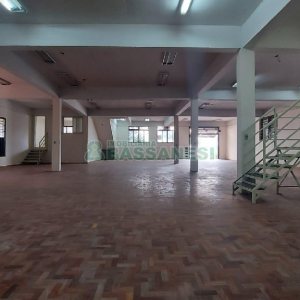 Loja com 514m², no bairro Lourdes em Caxias do Sul para Alugar