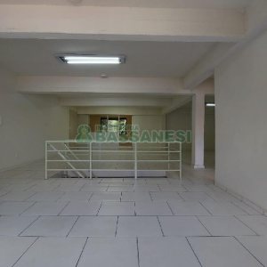 Loja com 514m², no bairro Lourdes em Caxias do Sul para Alugar