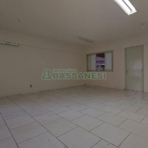 Loja com 514m², no bairro Lourdes em Caxias do Sul para Alugar