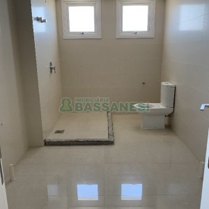Apartamento com 206m², 3 dormitórios, 4 vagas, no bairro Panazzolo em Caxias do Sul para Comprar