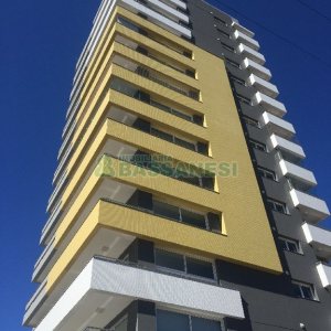 Apartamento com 206m², 3 dormitórios, 4 vagas, no bairro Panazzolo em Caxias do Sul para Comprar