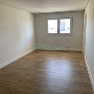Apartamento com 206m², 3 dormitórios, 4 vagas, no bairro Panazzolo em Caxias do Sul para Comprar
