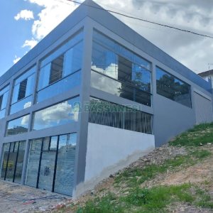 Sala com 430m², no bairro Esplanada em Caxias do Sul para Alugar