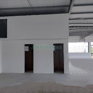 Sala com 430m², no bairro Esplanada em Caxias do Sul para Alugar