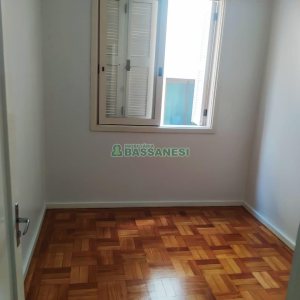 Predio com 344m², 4 dormitórios, no bairro Centro em Caxias do Sul para Comprar