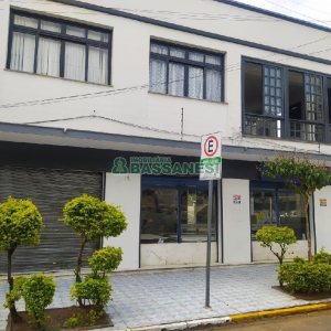 Predio com 344m², 4 dormitórios, no bairro Centro em Caxias do Sul para Comprar