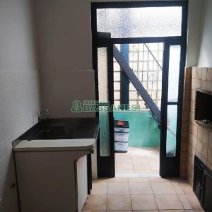 Predio com 344m², 4 dormitórios, no bairro Centro em Caxias do Sul para Comprar