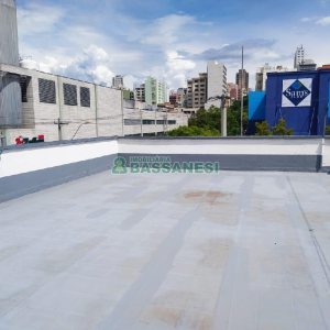 Predio com 344m², 4 dormitórios, no bairro Centro em Caxias do Sul para Comprar