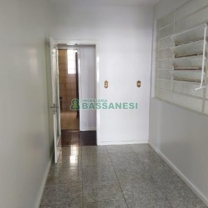 Predio com 344m², 4 dormitórios, no bairro Centro em Caxias do Sul para Comprar