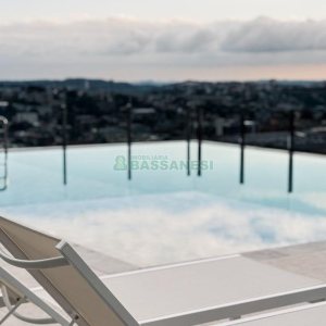 Apartamento com 110m², 3 dormitórios, 2 vagas, no bairro Petrópolis em Caxias do Sul para Comprar