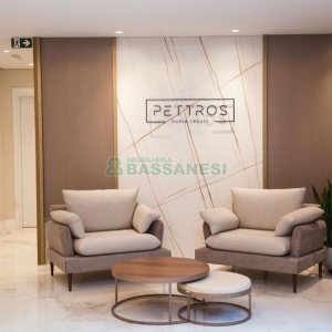 Apartamento com 110m², 3 dormitórios, 2 vagas, no bairro Petrópolis em Caxias do Sul para Comprar