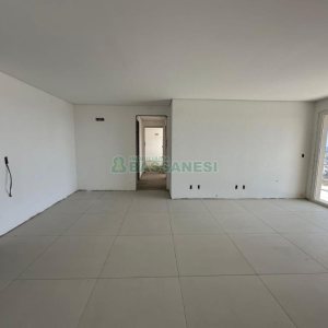 Apartamento com 110m², 3 dormitórios, 2 vagas, no bairro Petrópolis em Caxias do Sul para Comprar
